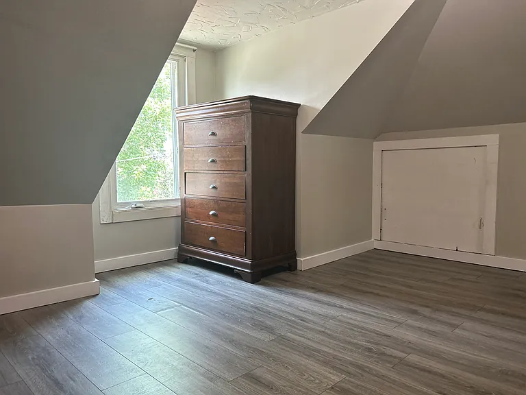 10 Harborview Ave #2 — Photo 2