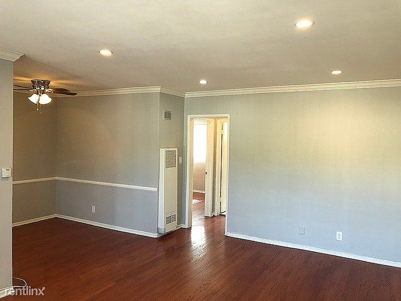 1st image of 1153 N Gardner St #8