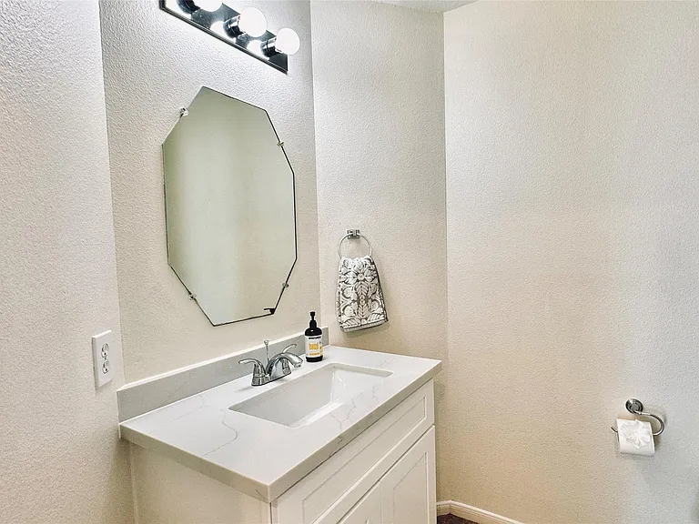 5906 Llano Creek Dr — Photo 7