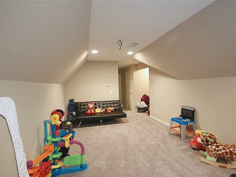 4300 Eggersway Pl — Photo 21