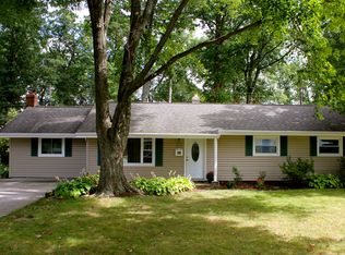 219 Parkwood Ave, Avon Lake, OH 44012