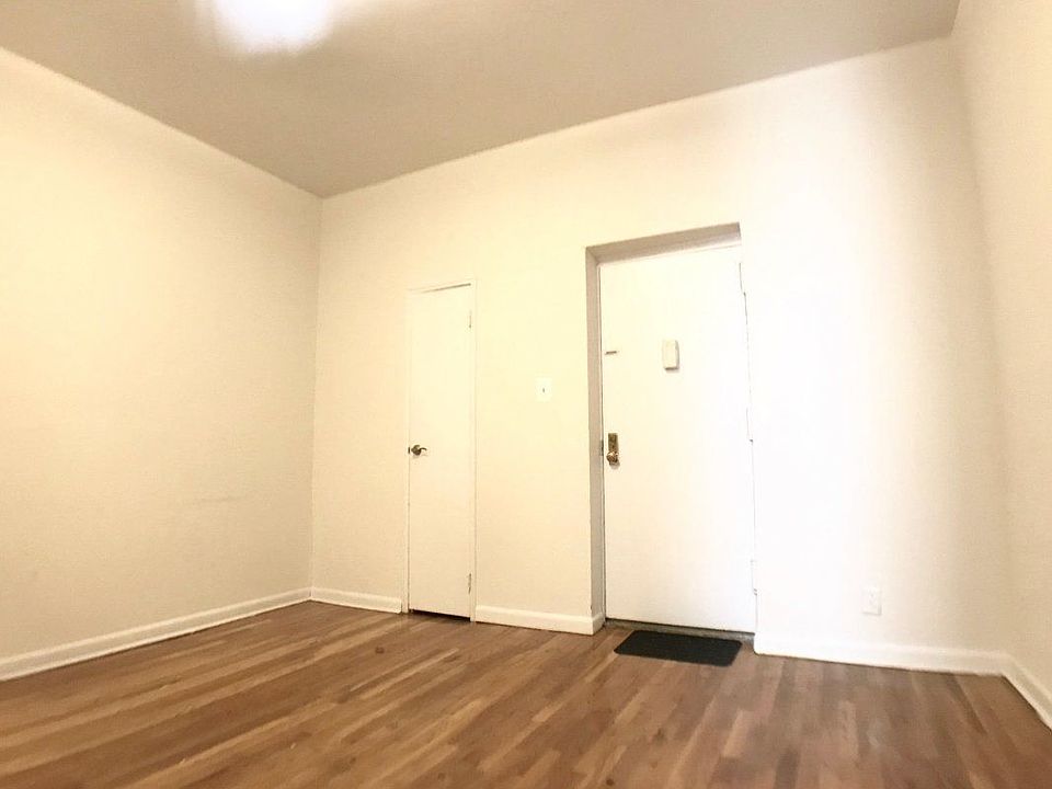 1st image of 2363 7th Ave APT 2B