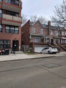 5811 Seabury St, Elmhurst, NY, 11373