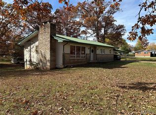 29 Spruce St, Viburnum, MO 65566