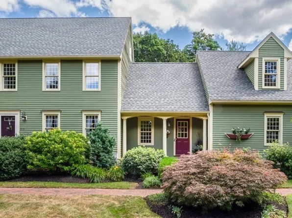 269 Dodge Rd, Rowley, MA 01969