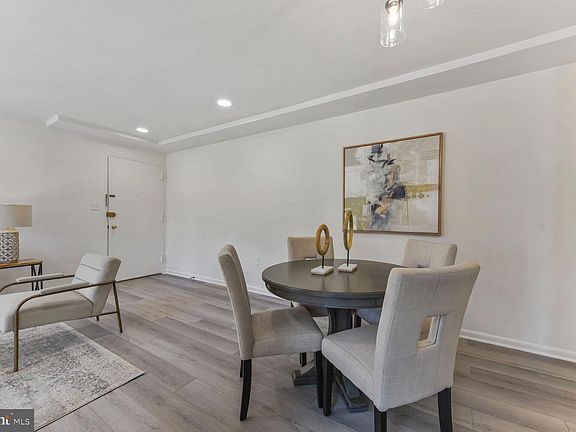5th image of 9481 Fairfax Blvd APT 102
