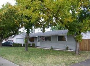 1916 Springbrook Rd, Medford, OR 97504