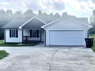 104 Cherry St, Athens, TN 37303