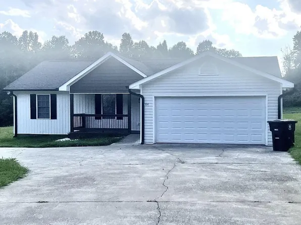 104 Cherry St, Athens, TN 37303