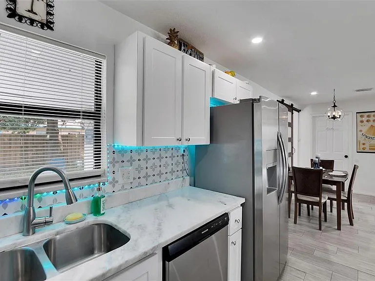 4731 W Montgomery Ave — Photo 38
