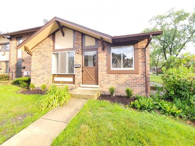 17W671 Kirkland Ln, Villa Park, IL, 60181