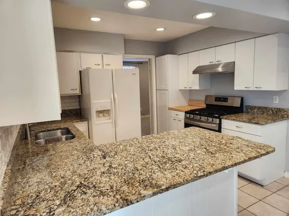 3000 Ray Wood Dr, Austin, TX 78704