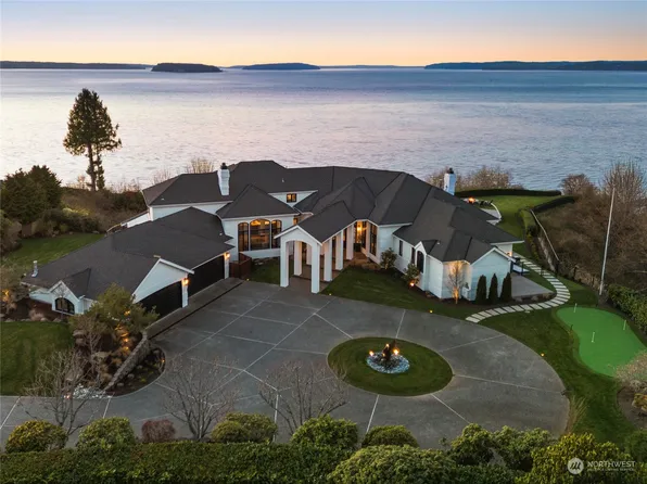 954 N Park Drive, Everett, WA 98203