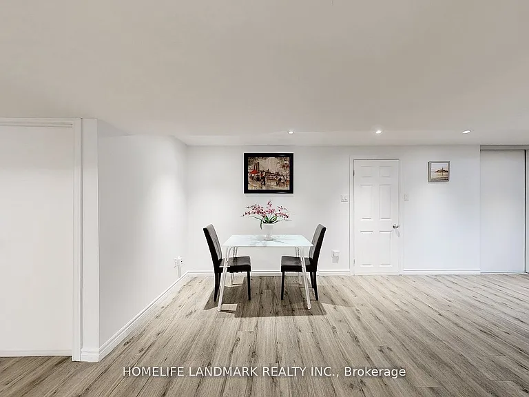 11 Uplands Ave #BASEMENT — Photo 5