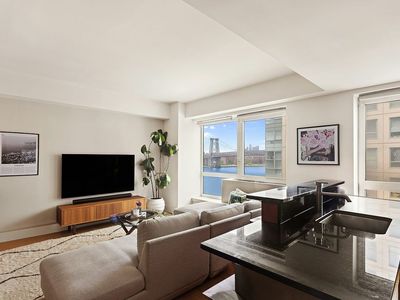 446 Kent Ave APT 11B, Brooklyn, NY, 11249