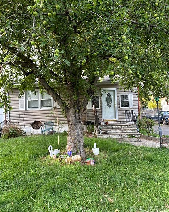 1st image of 34 Glendale Ave