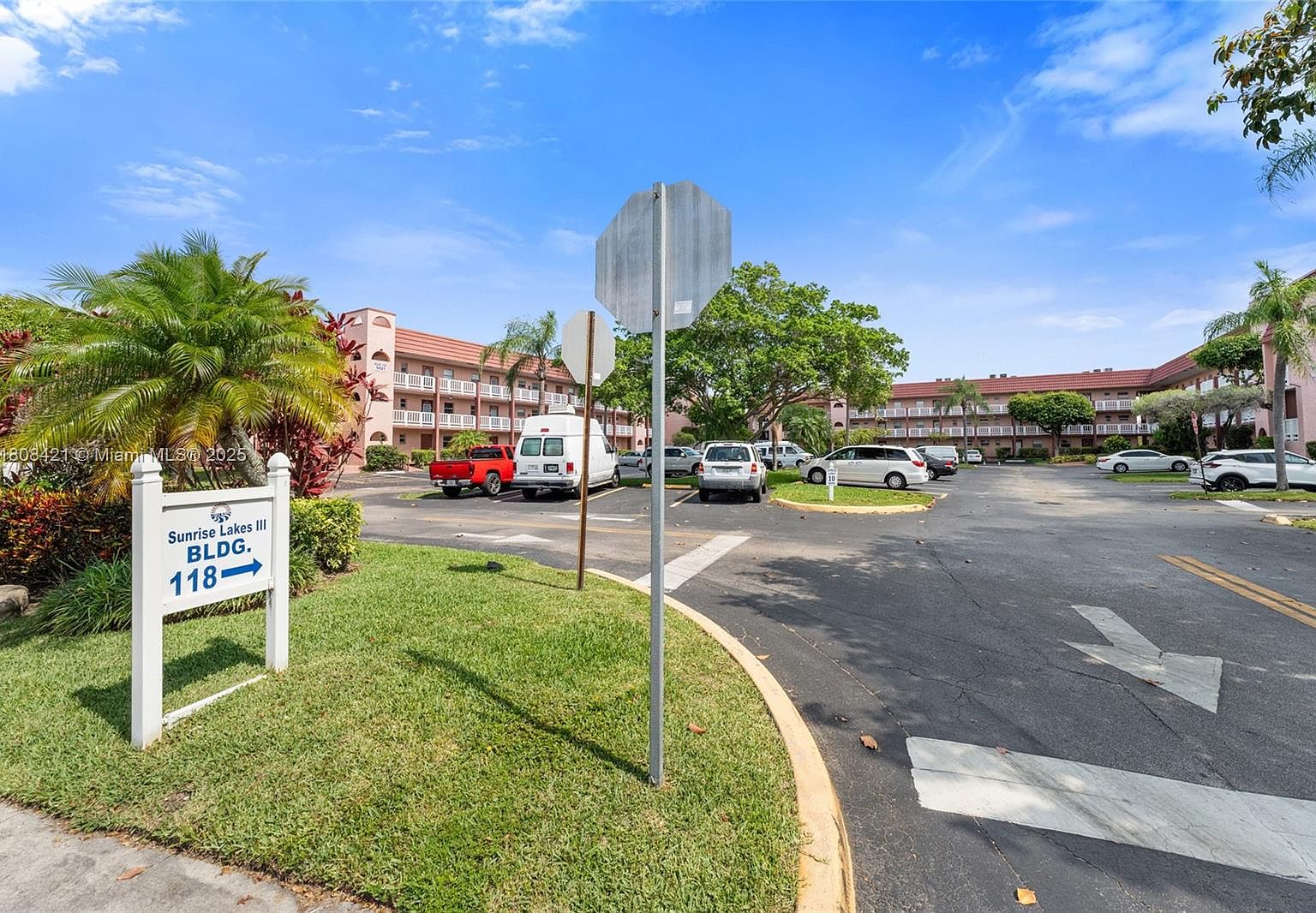 9401 Sunrise Lakes Blvd APT 307