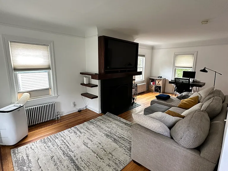 134 Pierce Rd — Photo 9