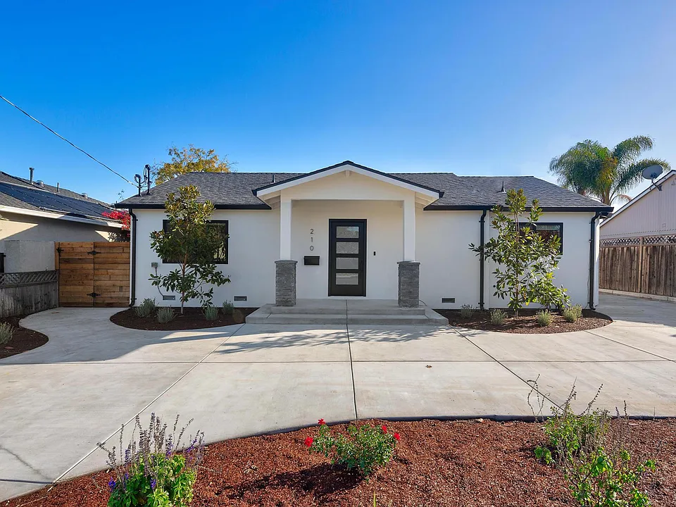 210 Tyler Ave