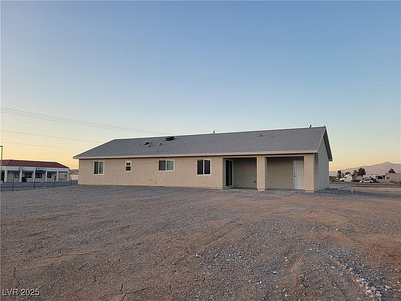 5th image of 1021 Manse Rd