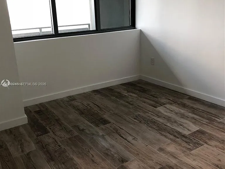 650 NE 32nd St #4005 — Photo 4