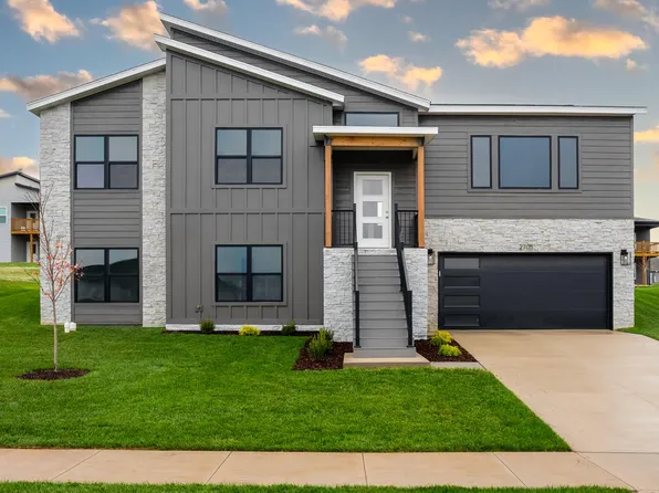2701 W Pigeon Drive, Ozark, MO 65721