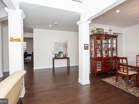 4th image of 44144 Azalea Ct