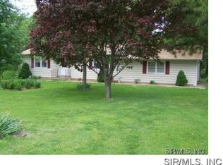 31 Ticky Point Ln, Coffeen, IL 62017