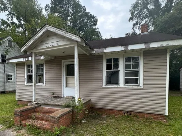 107 Roberson Ave, Williamston, NC 27892