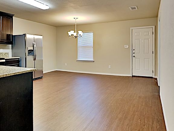 5th image of 1825 Village Park Trl