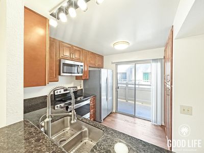 8767 Gilman Dr Unit B, La Jolla, CA, 92037