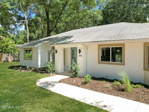 704 CHARMWOOD Drive, St. Augustine, FL 32086