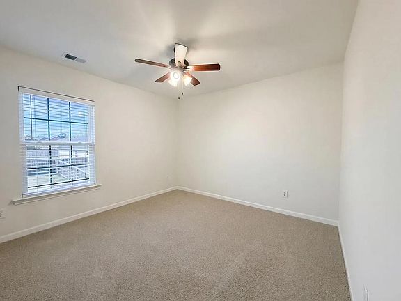 3rd image of 455 Hyrne Dr #1