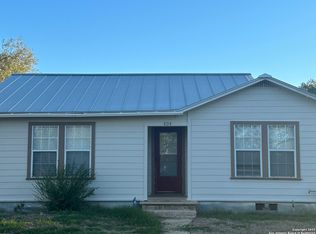 804 Coy St, Poth, TX 78147