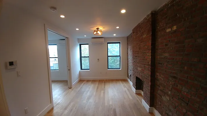 Rented by Reginald Jacobs | media 36