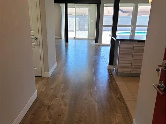 3rd image of 3314 Zuni Cir