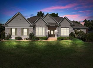 1013 Polo Downs Dr, Chesterfield, MO 63017