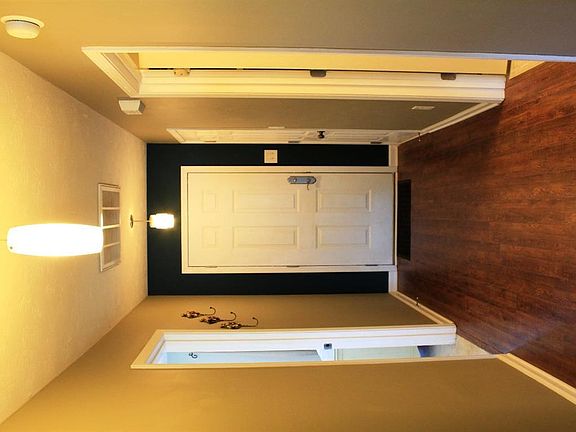 2nd image of 1088 Winding Oak Trl