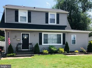 109 Riviera Dr, Pasadena, MD 21122