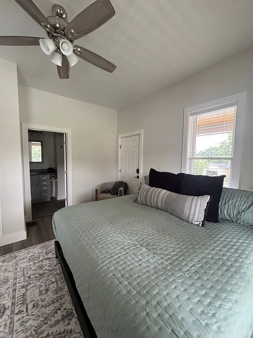 Charming 1BR Duplex in Schuylerville — Photo 3