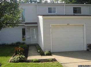 202 Deepwood Dr, Wadsworth, OH