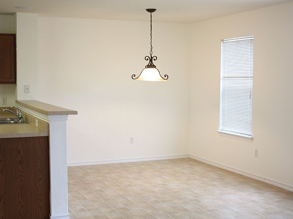3rd image of 6724 Plains Crest Dr
