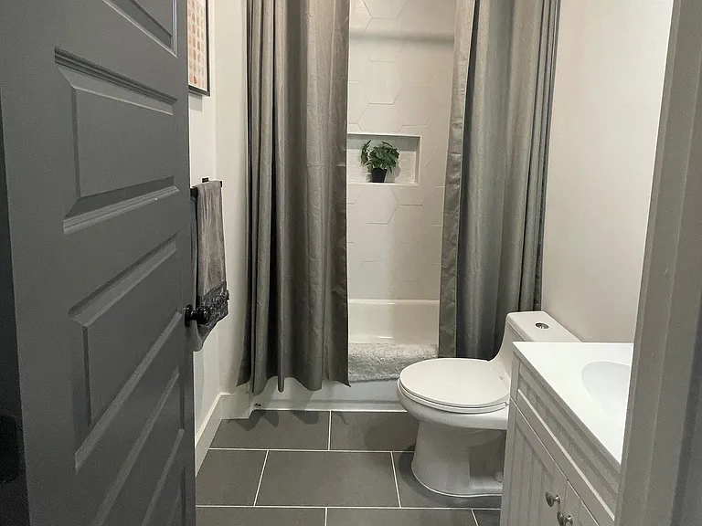 1425 Oglethorpe Ave SW — Photo 18