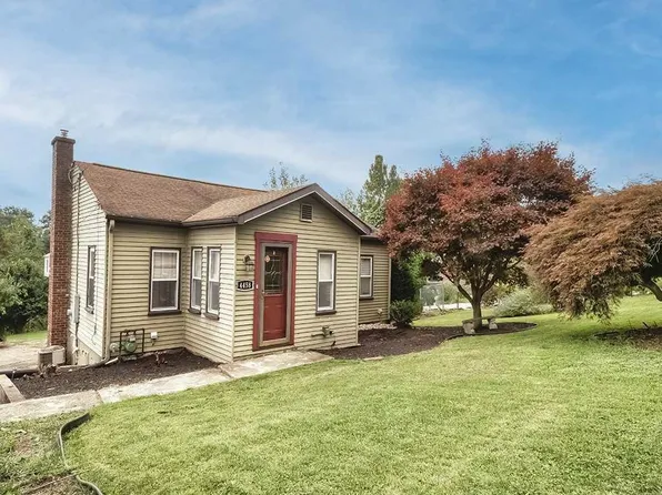 4458 Finleyville Elrama Rd, Finleyville, PA 15332