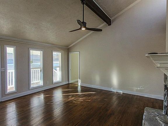 5th image of 3604 Marshall St
