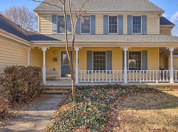 2nd image of 807 E Deer Run Dr