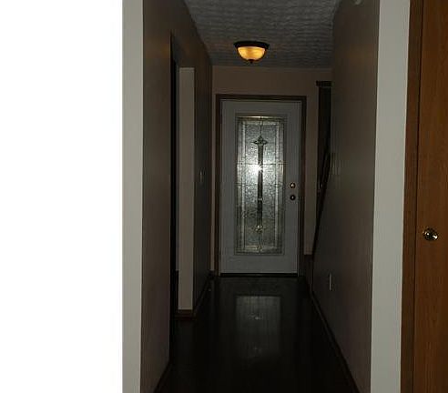 2nd image of 7591 Kittansett Ln