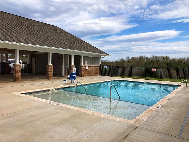 208 Marathon Ln — Photo 31