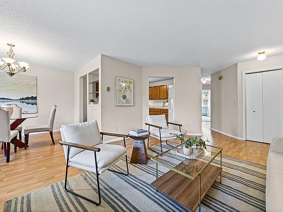 5th image of 1560 Wheelock Ln APT 203