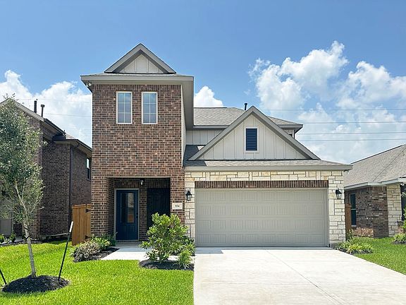 2nd image of 934 Mockingbird Passage Dr